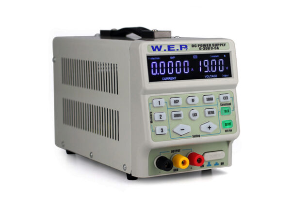 Fuente regulada variable Digital / WEP 3005D /0 -30 VDC - 5A / Conmutada